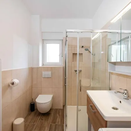 My Dalmatia - Blagdan With Private Parking Apartament *